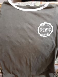 Green PINK t-shirt